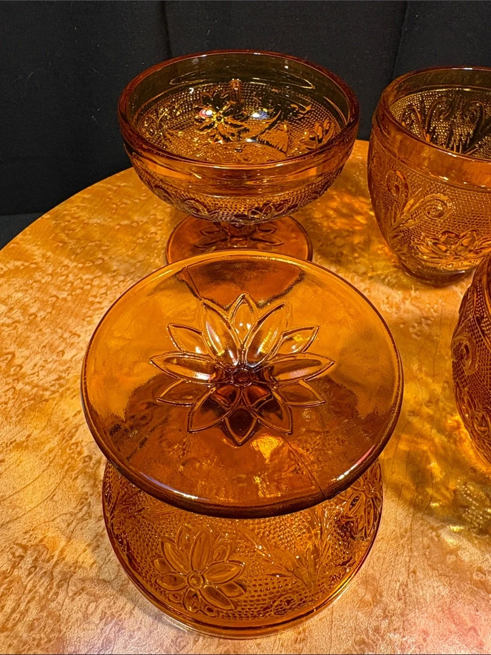 ✨ Stunning Vintage Tiara Indiana Glass 